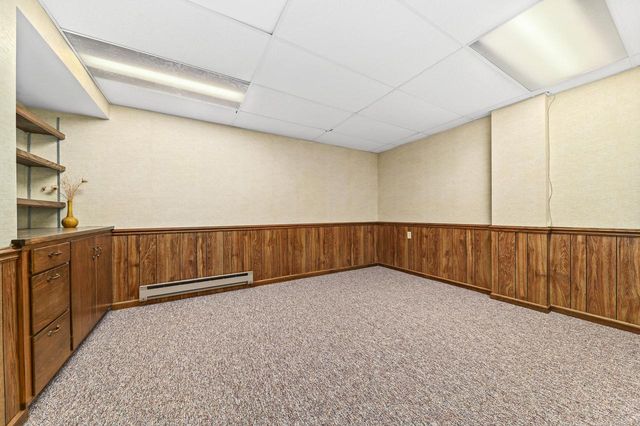 15720 W Roualt STREET, Brookfield, WI 53005