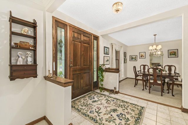 15720 W Roualt STREET, Brookfield, WI 53005