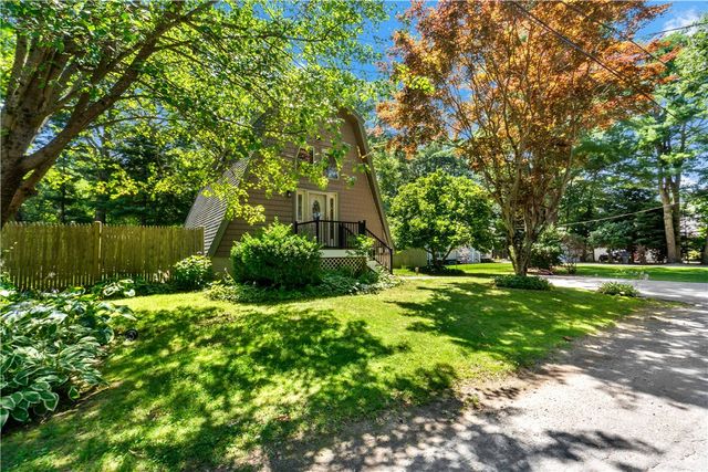 10 Partridge Drive, Exeter, RI 02822
