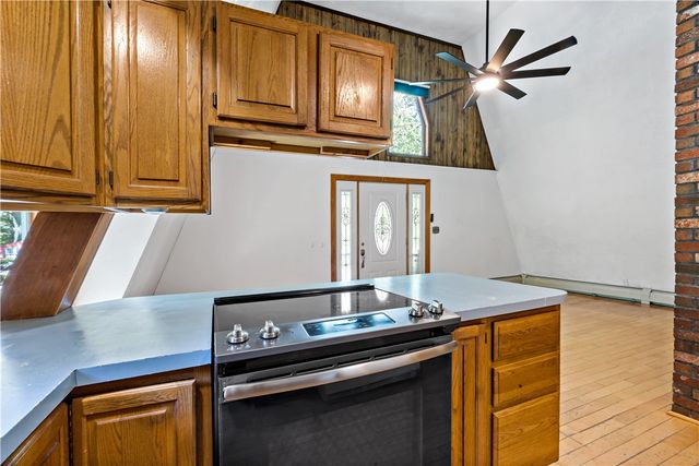 10 Partridge Drive, Exeter, RI 02822