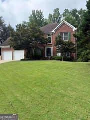 503 Deer Cliff Court, Woodstock, GA 30189