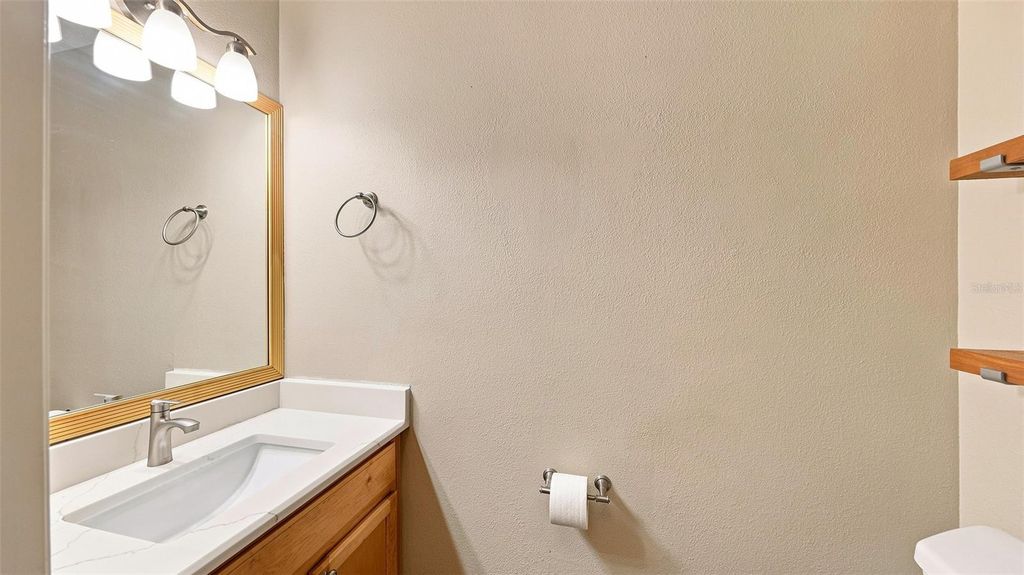 Image 22 of property listing at 6302 ROSEFINCH COURT 102, Bradenton, FL 34202
