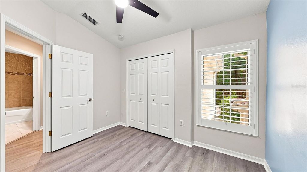Image 34 of property listing at 6302 ROSEFINCH COURT 102, Bradenton, FL 34202
