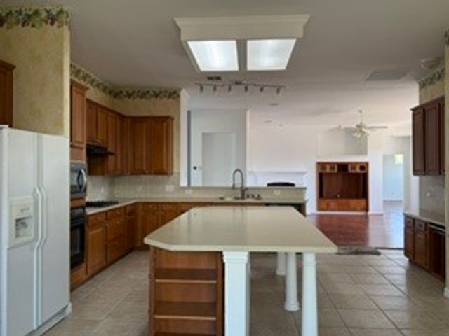 202 Stonegate Lane, Sunnyvale, TX 75182