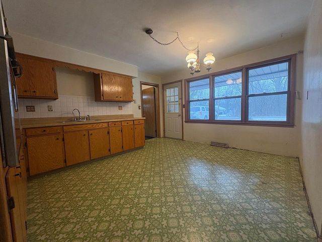 2421 Wallace Lake ROAD, West Bend, WI 53090