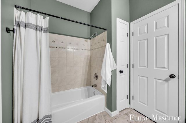 5630 Copper Sands Run, Fruitport Twp, MI 49415