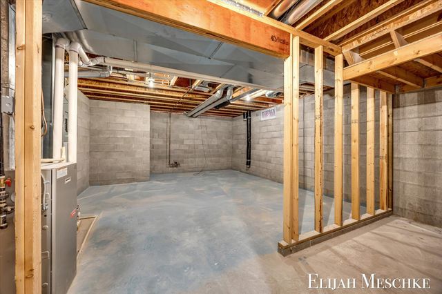 5630 Copper Sands Run, Fruitport Twp, MI 49415