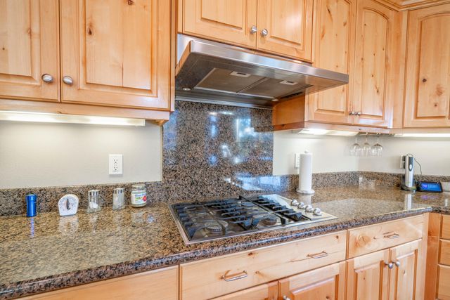 3571 SW 36th Place, Redmond, OR 97756