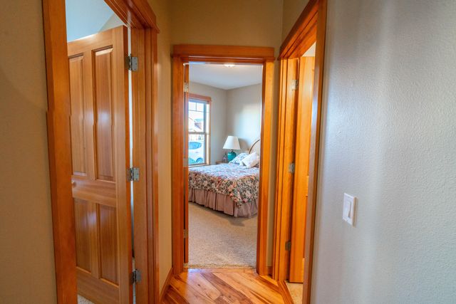 3571 SW 36th Place, Redmond, OR 97756