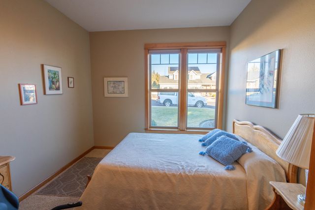 3571 SW 36th Place, Redmond, OR 97756