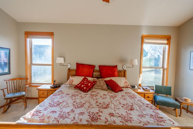 3571 SW 36th Place, Redmond, OR 97756