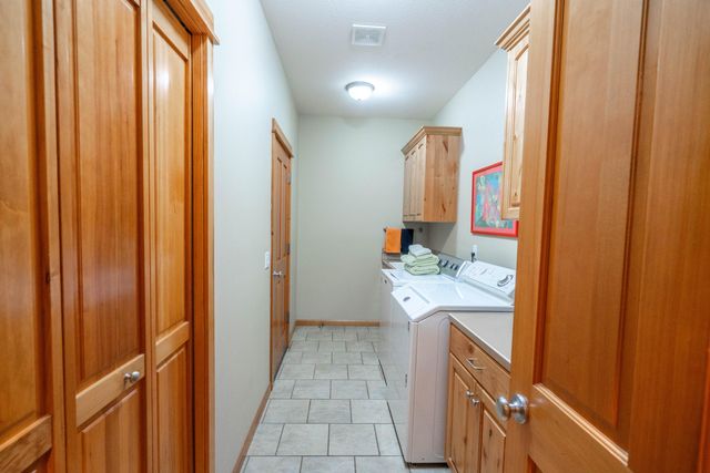 3571 SW 36th Place, Redmond, OR 97756