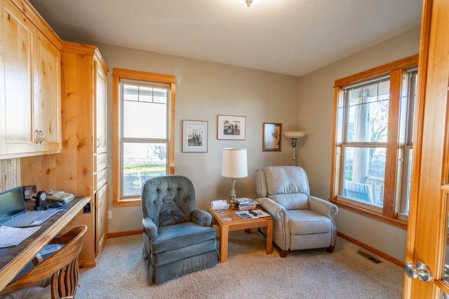 3571 SW 36th Place, Redmond, OR 97756