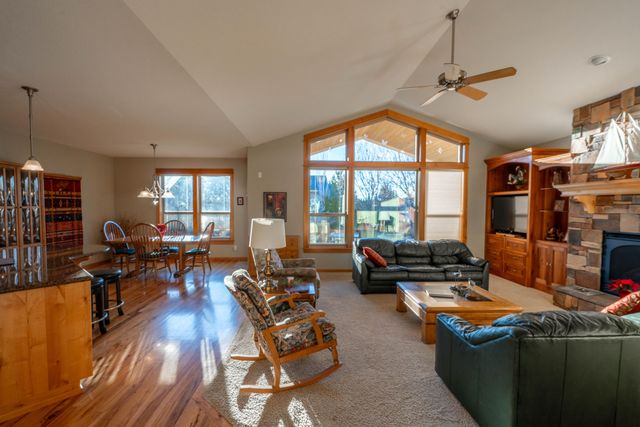 3571 SW 36th Place, Redmond, OR 97756