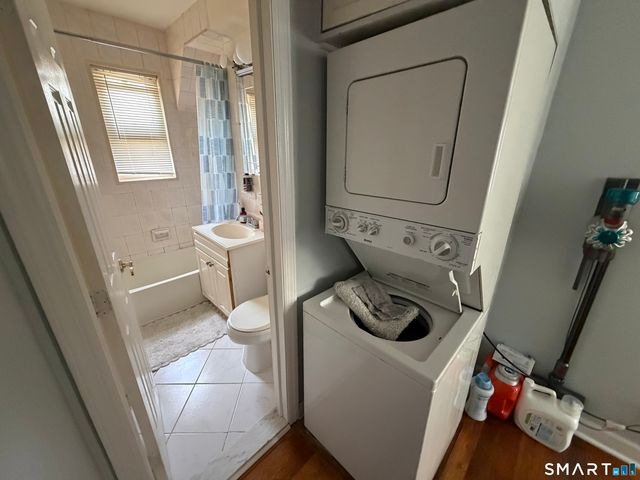 325 North Bishop Avenue Bld 93 Apt 25, Bridgeport, CT 06610