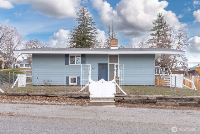 314 3rd Avenue W, Omak, WA 98841