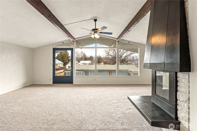 314 3rd Avenue W, Omak, WA 98841