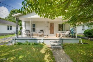 709 South Watauga Avenue, Elizabethton, TN 37643