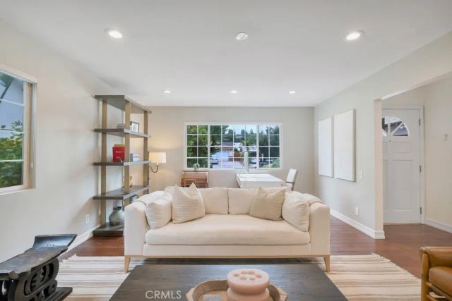 24336 Hartland Street, West Hills, CA 91307