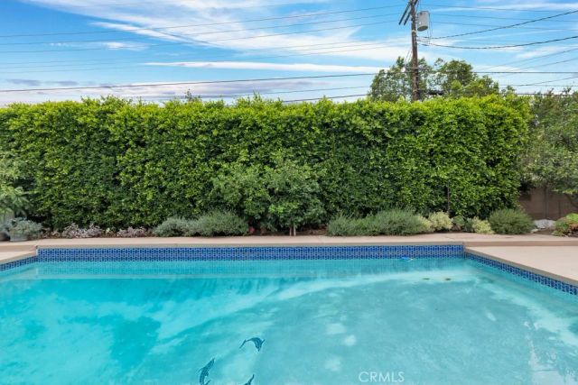 24336 Hartland Street, West Hills, CA 91307