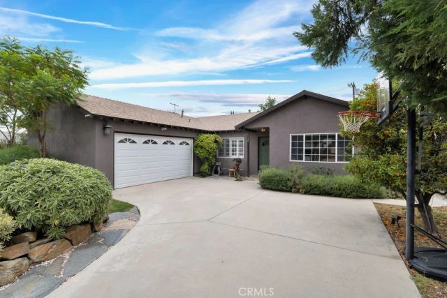 24336 Hartland Street, West Hills, CA 91307