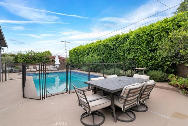 24336 Hartland Street, West Hills, CA 91307