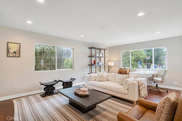 24336 Hartland Street, West Hills, CA 91307