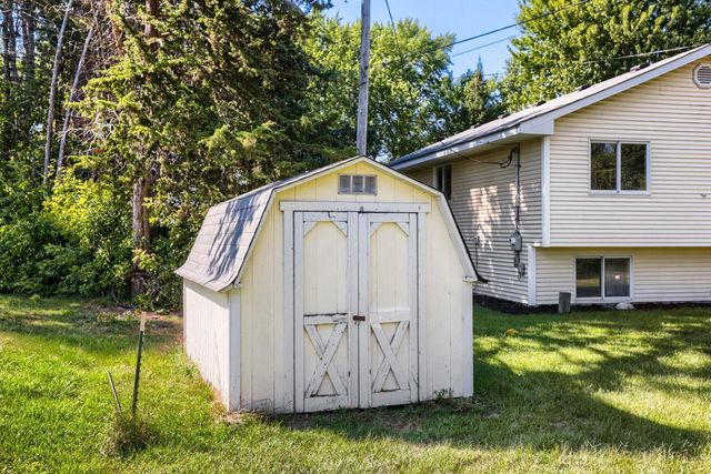 6417 Hodgson Road, Lino Lakes, MN 55014