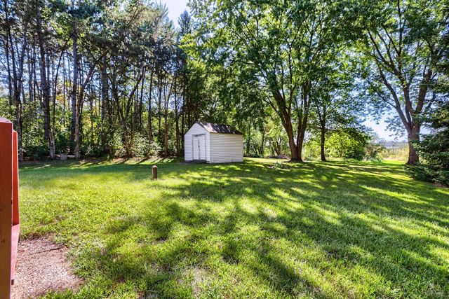 6417 Hodgson Road, Lino Lakes, MN 55014