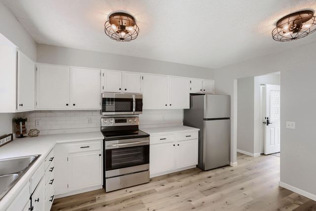 6417 Hodgson Road, Lino Lakes, MN 55014