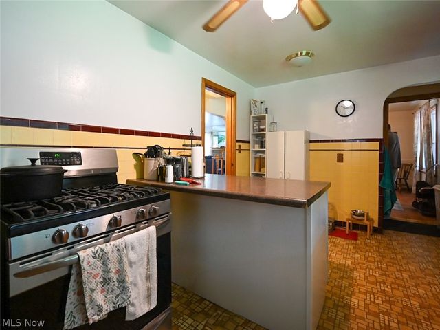 127 Summit Avenue, Niles, OH 44446