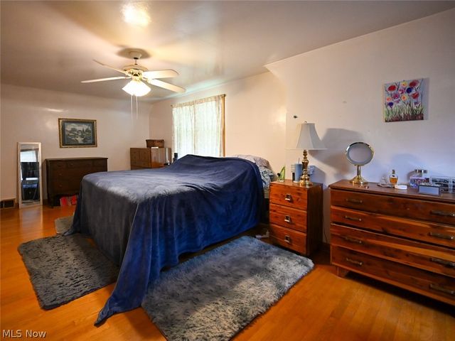 127 Summit Avenue, Niles, OH 44446