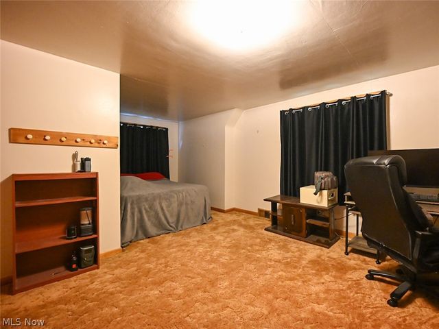 127 Summit Avenue, Niles, OH 44446