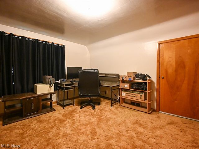 127 Summit Avenue, Niles, OH 44446