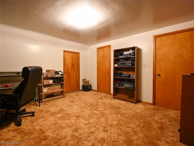 127 Summit Avenue, Niles, OH 44446