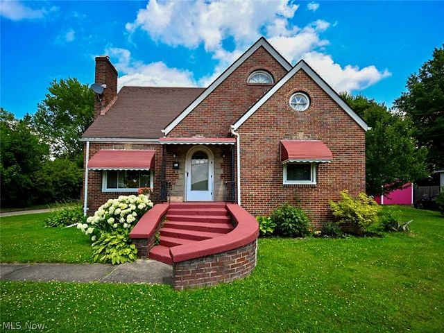 127 Summit Avenue, Niles, OH 44446