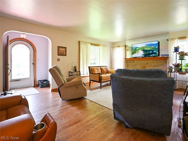127 Summit Avenue, Niles, OH 44446