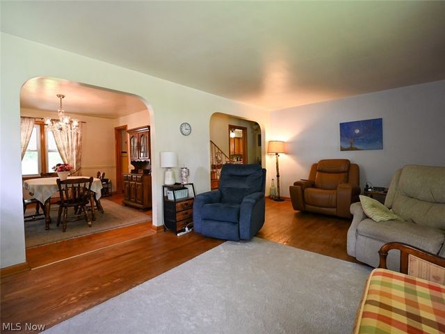 127 Summit Avenue, Niles, OH 44446