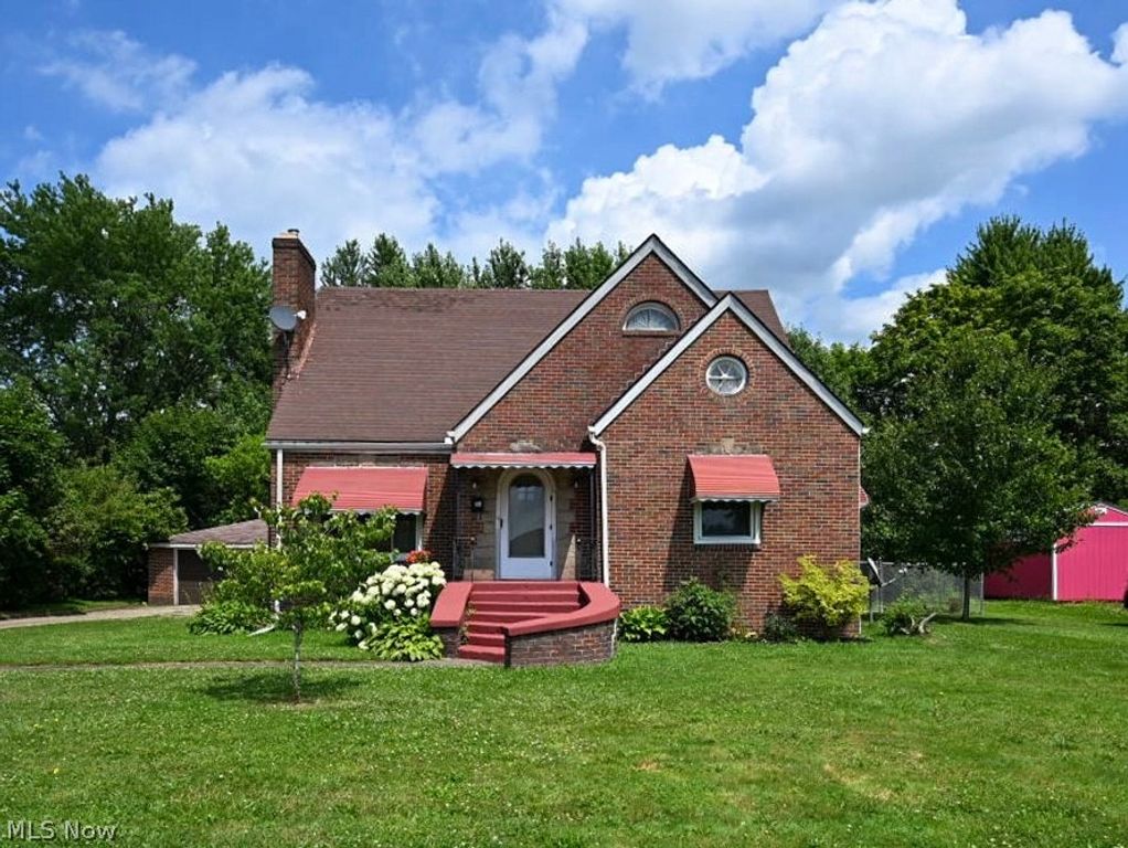 127 Summit Avenue, Niles, OH 44446