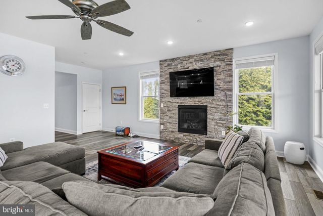 5965 ROCKHOLD CREEK RD, Deale, MD 20751