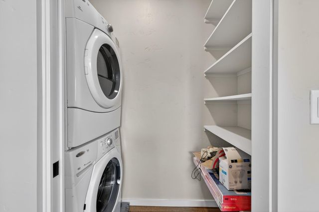 2038 20th St, Sacramento, CA 95818