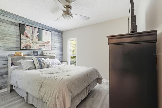 501 E BAY DRIVE 202, Largo, FL 33770