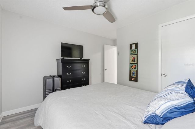 501 E BAY DRIVE 202, Largo, FL 33770