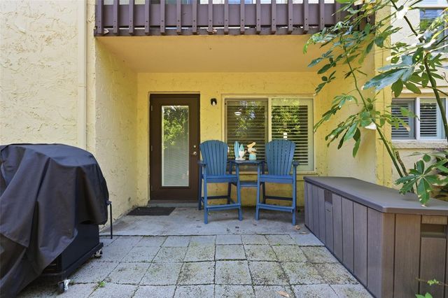 501 E BAY DRIVE 202, Largo, FL 33770