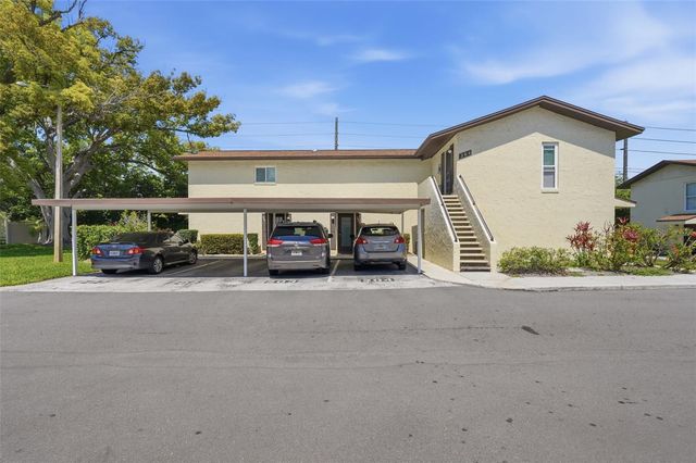 501 E BAY DRIVE 202, Largo, FL 33770