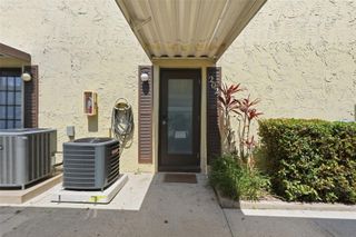 501 E BAY DRIVE 202, Largo, FL 33770