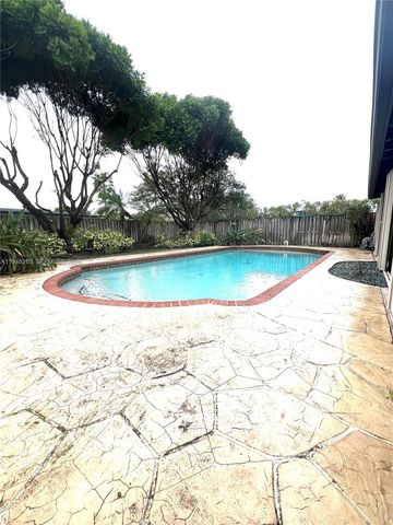 13100 SW 108th Pl, Miami, FL 33176