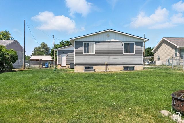 240 W 300 S, Smithfield, UT 84335