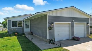 240 W 300 S, Smithfield, UT 84335