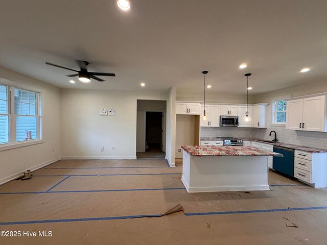 110 Bethune Avenue, Aberdeen, NC 28315